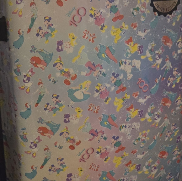 Disney100 luggae - Picture 7 of 10
